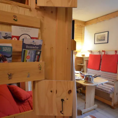 Cosy Aux Menuires - 2 Pers, Skis Aux Pieds, Vue Montagne, Cuisine Equipee - Fr-1-452-283 דירה *